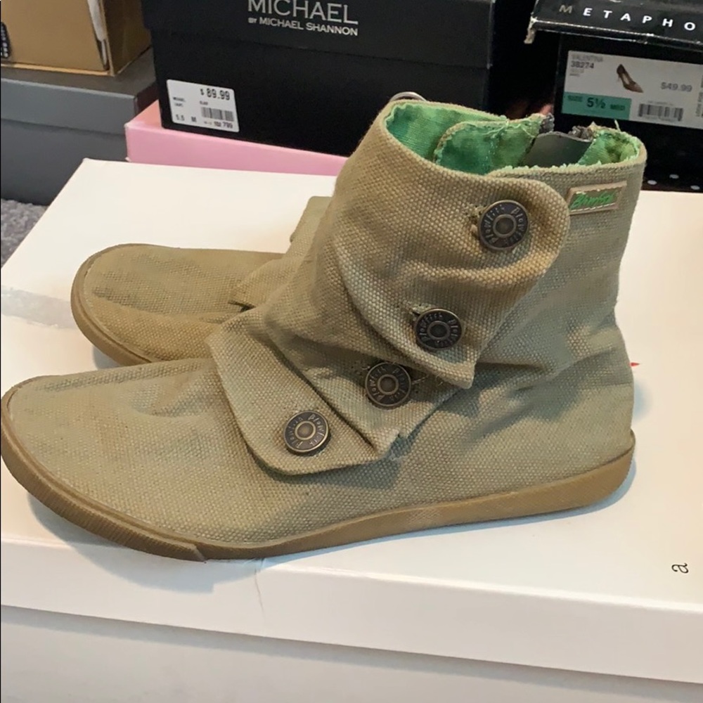 Blowfish boots